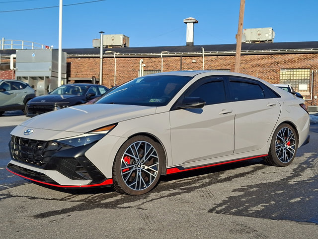 Used 2023 Hyundai Elantra N image 1