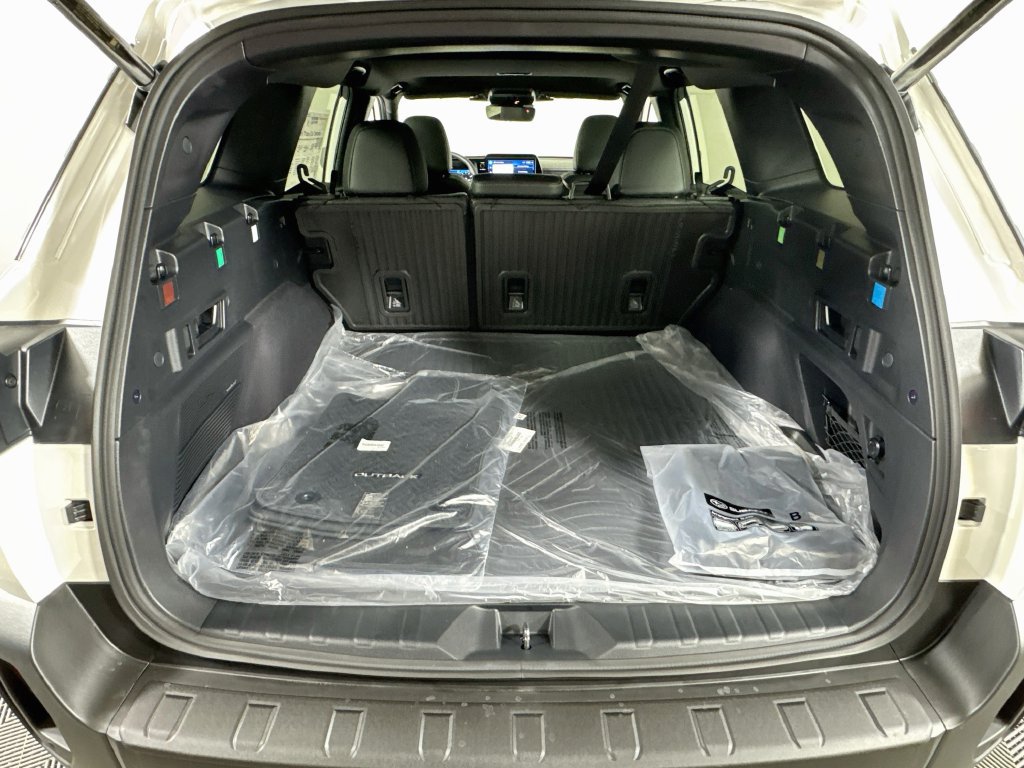 New 2026 Subaru Outback Limited AWD/4WD image 28