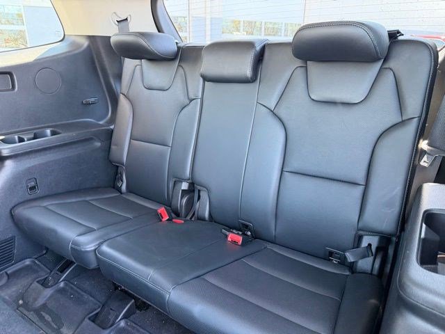 Used 2023 Kia Telluride LX image 10