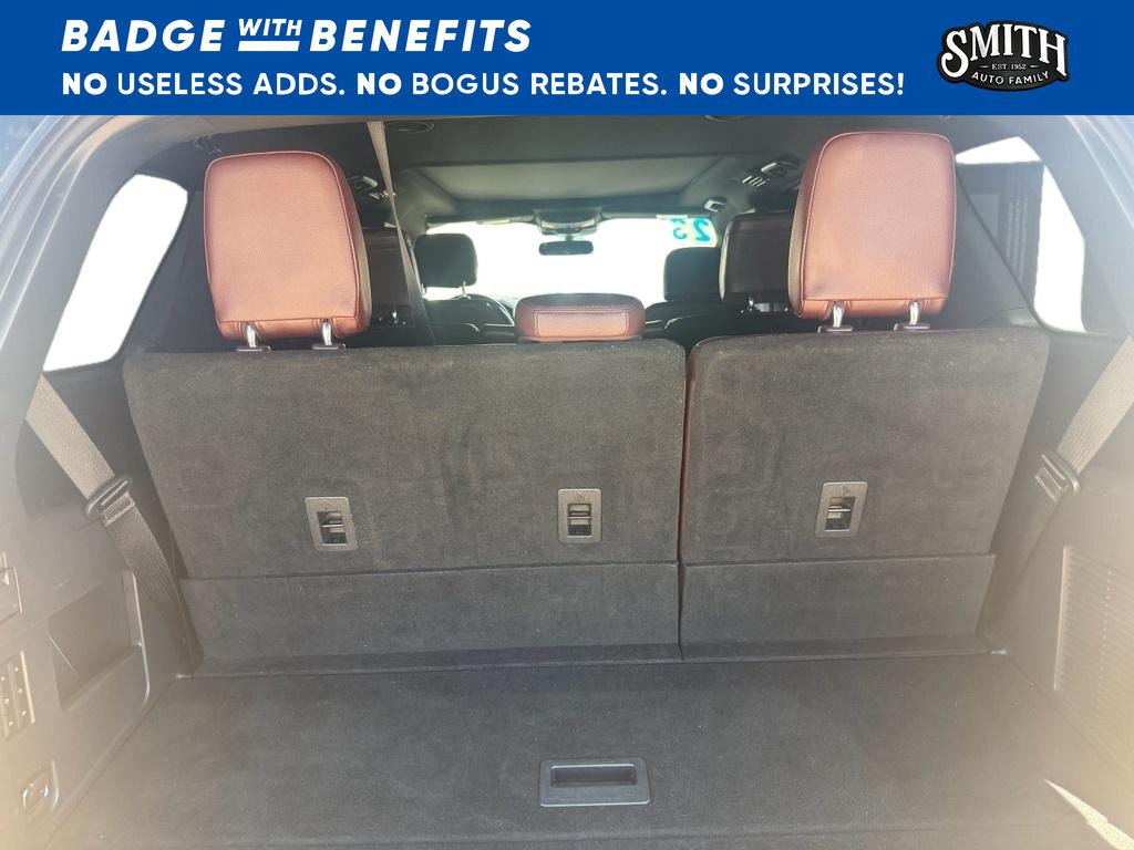 Used 2023 Ford Expedition Limited AWD/4WD image 6