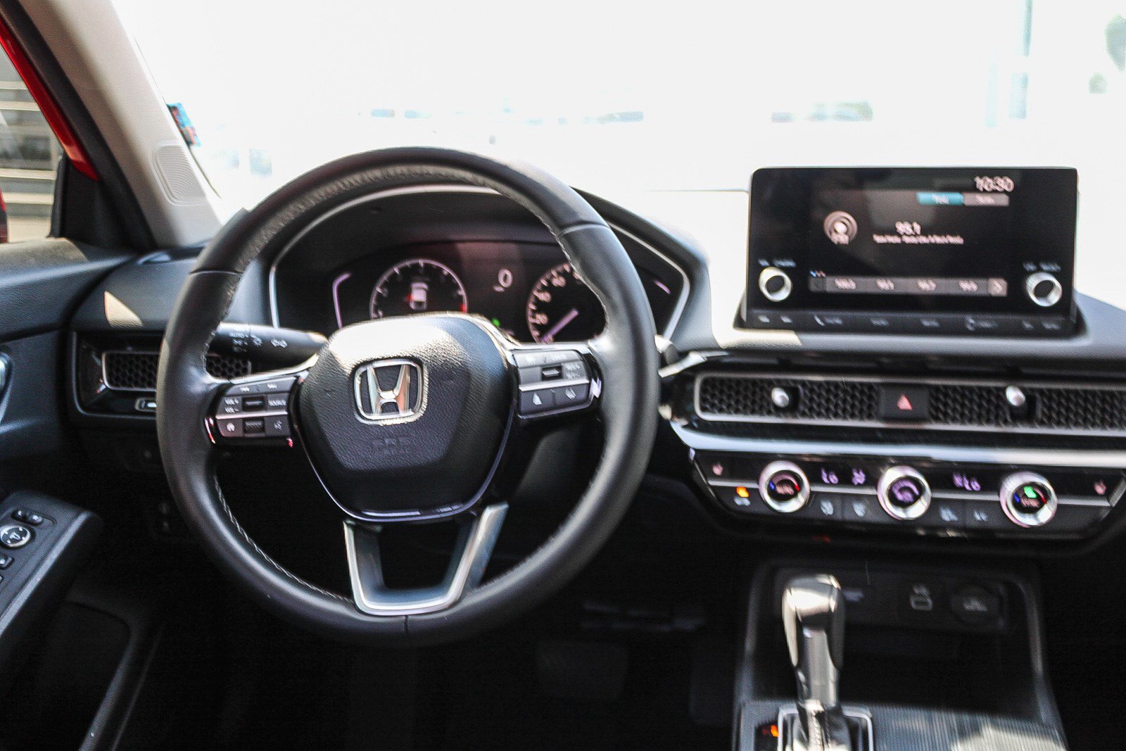 Certified 2024 Honda Civic EX-L image 8