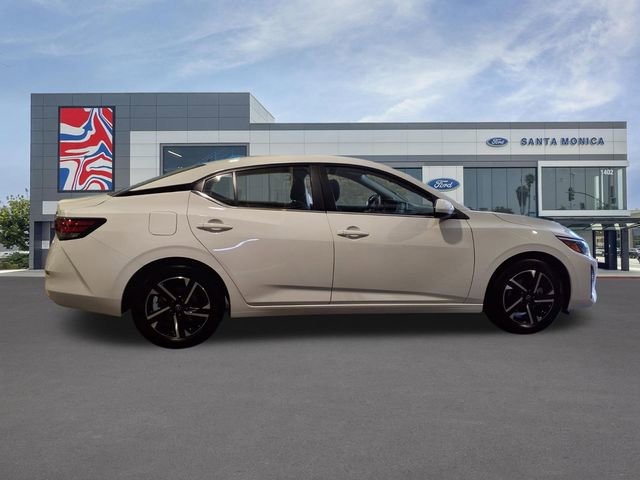 Used 2024 Nissan Sentra SV image 27