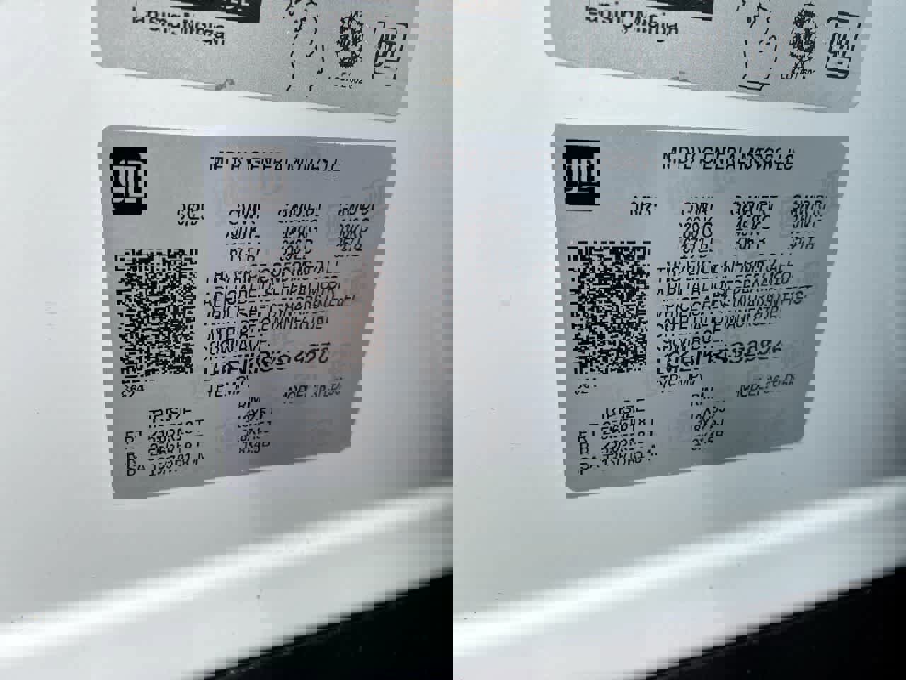 Used 2025 GMC Acadia Elevation image 33