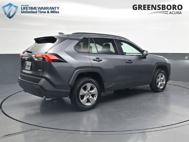 Used 2025 Toyota RAV4 XLE FWD image 5