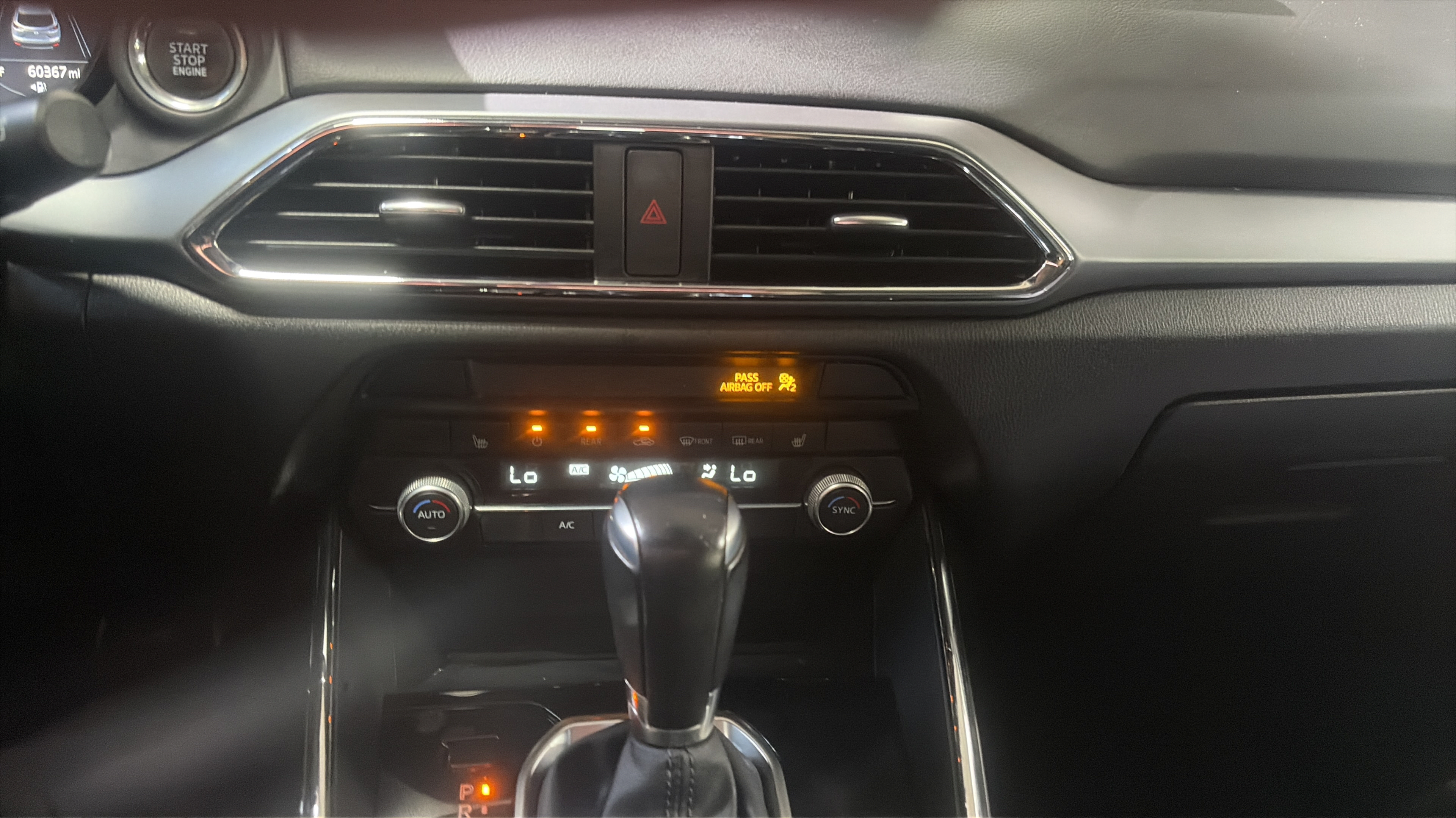 Used 2021 MAZDA CX-9 Touring w/ Touring Premium Package FWD image 16