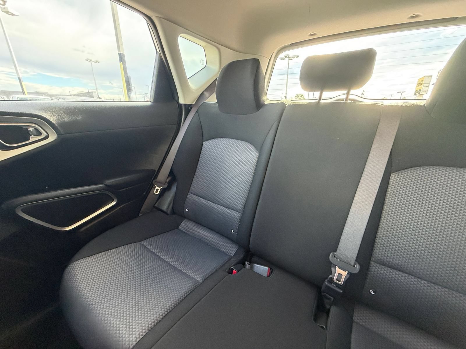 Used 2025 Kia Soul LX w/ LX Technology Package FWD image 36