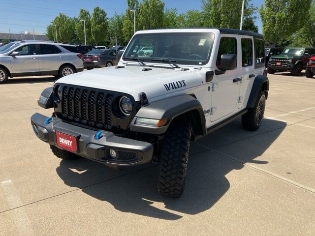 Used 2023 Jeep Wrangler Unlimited w/ Cold Weather Group AWD/4WD image 3