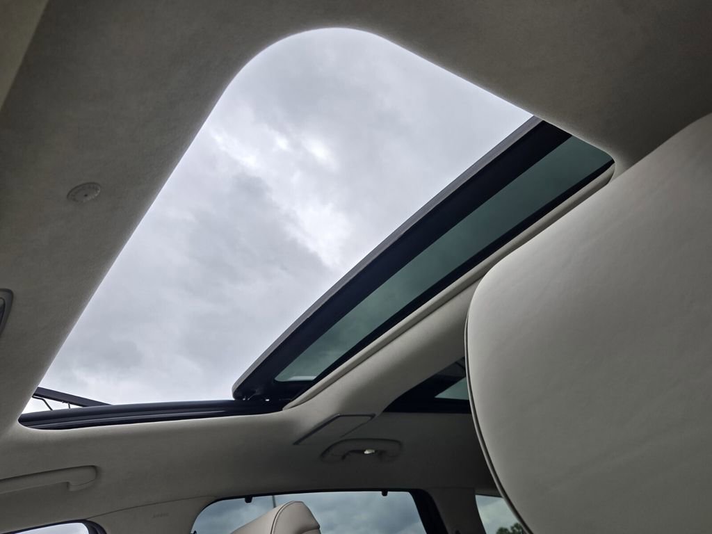 Used 2023 Genesis GV80 3.5T Prestige w/ Prestige Package image 18