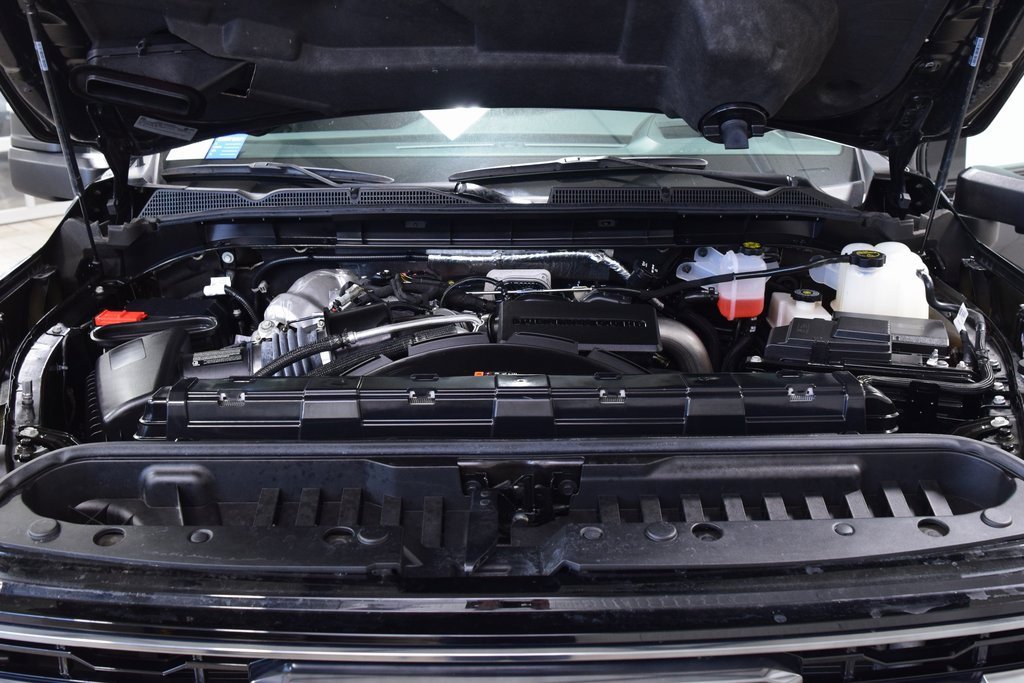 Used 2024 GMC Sierra 2500 AT4 w/ Technology Package image 28