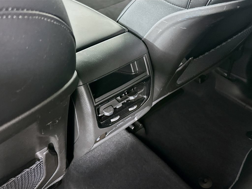 Certified 2024 Jeep Grand Cherokee Altitude AWD/4WD image 37