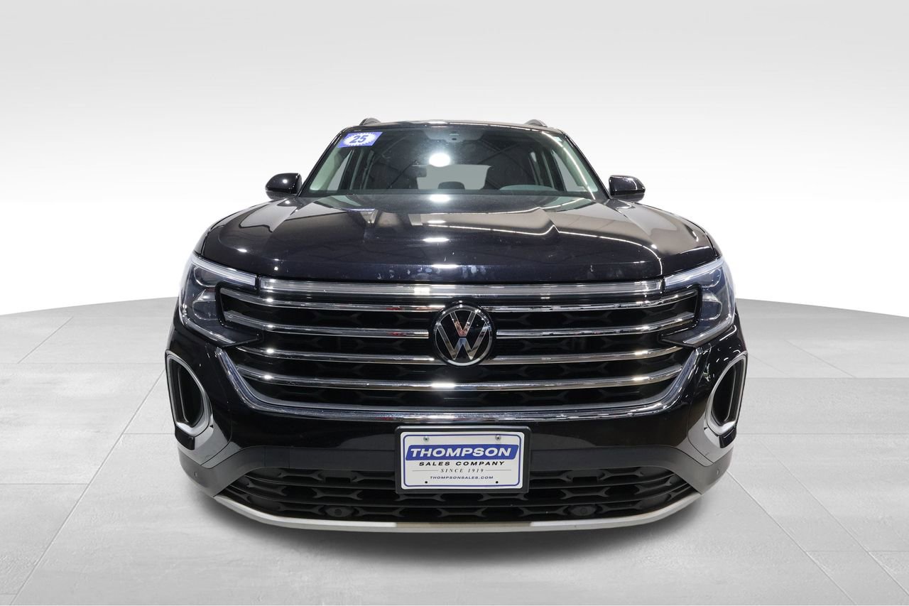 Used 2025 Volkswagen Atlas SE image 7