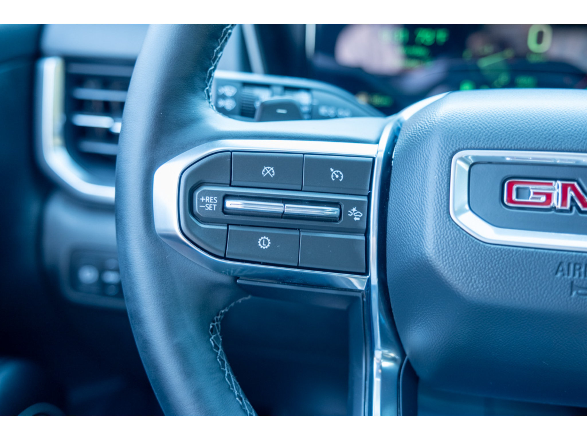New 2027 GMC Terrain Elevation w/ Elevation Premium Package FWD image 18