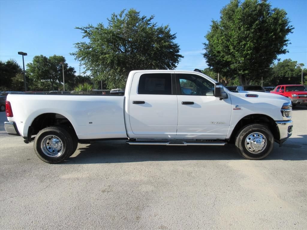 New 2026 RAM 3500 Big Horn AWD/4WD image 2