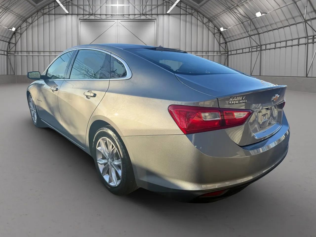 Used 2023 Chevrolet Malibu LT image 5