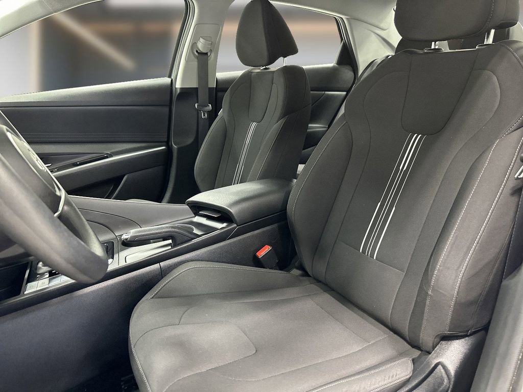 Certified 2024 Hyundai Elantra SEL image 7