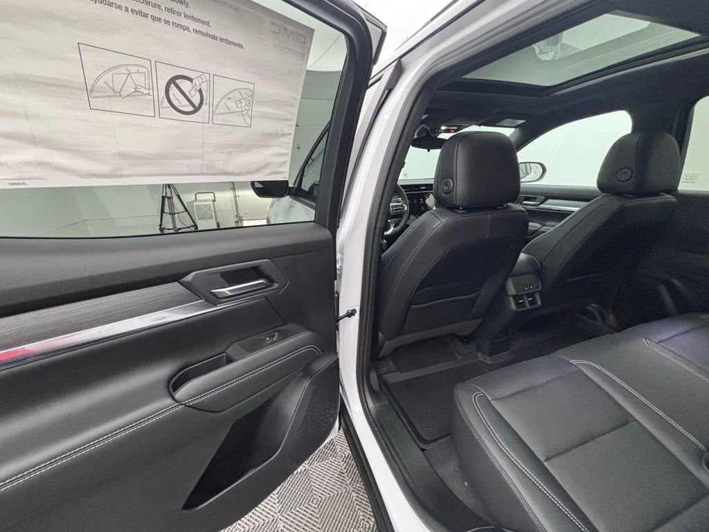 New 2026 GMC Terrain Elevation w/ Elevation Premium Package image 41