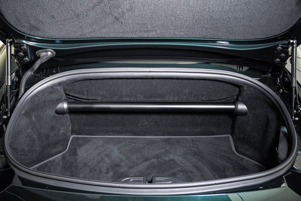 New 2026 Aston Martin V8 Vantage Roadster image 37