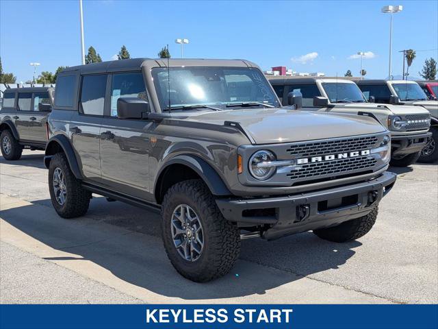 New 2025 Ford Bronco Badlands AWD/4WD image 7