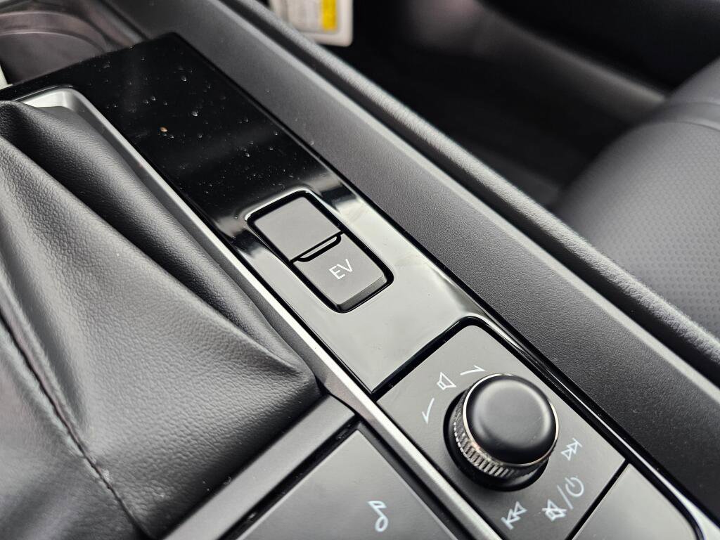 New 2026 MAZDA CX-50 AWD 2.5 Hybrid w/ Premium Pkg image 39