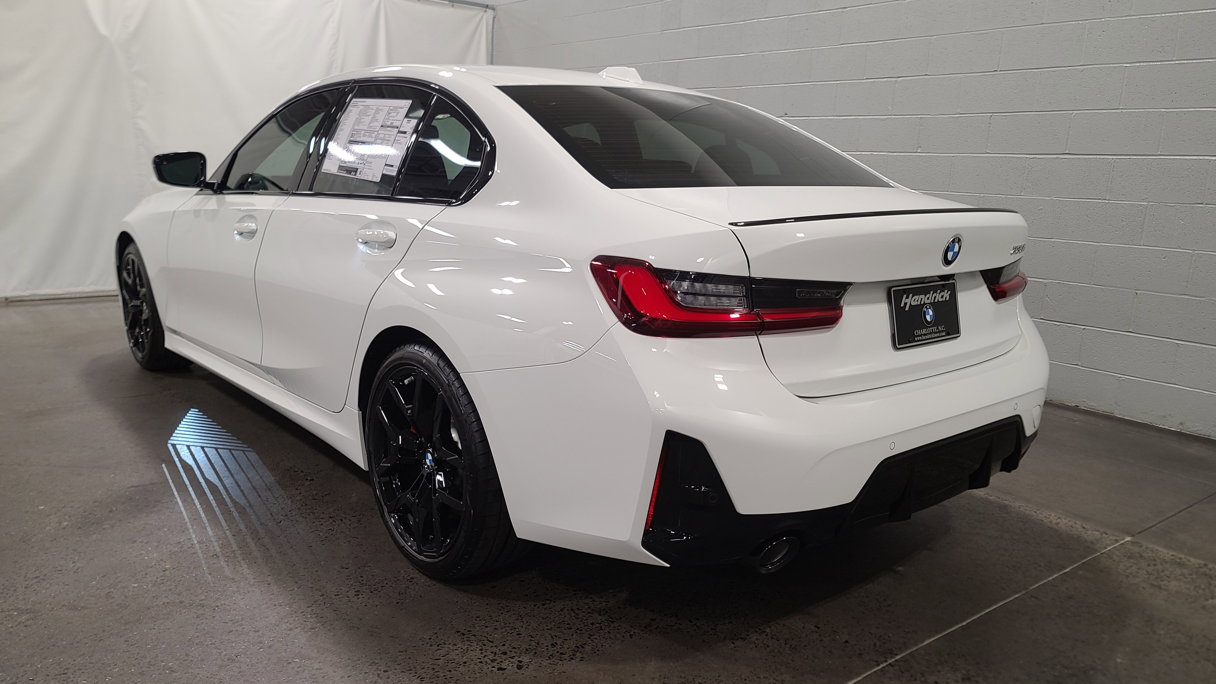 Used 2026 BMW 330i Sedan w/ M Sport Package RWD image 6