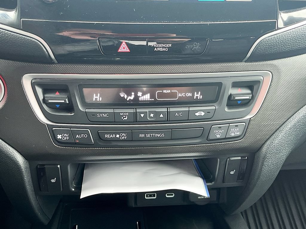 Used 2025 Honda Passport TrailSport image 16