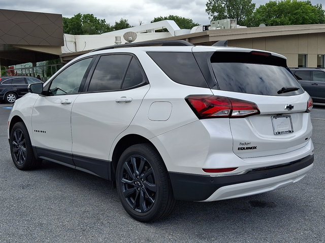 Used 2022 Chevrolet Equinox RS w/ RS Leather Package AWD/4WD image 6