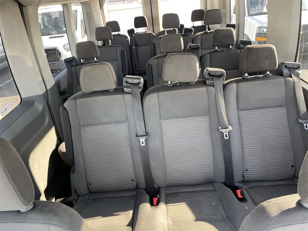 Used 2023 Ford Transit 350 XLT image 9