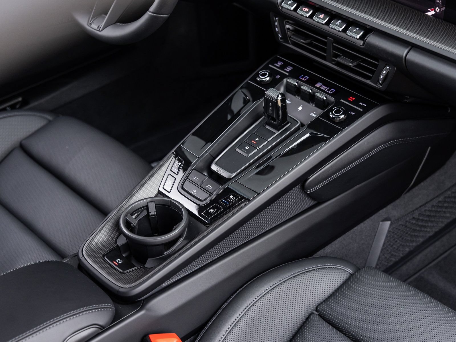 Certified 2026 Porsche 911 Carrera 4S AWD/4WD image 34