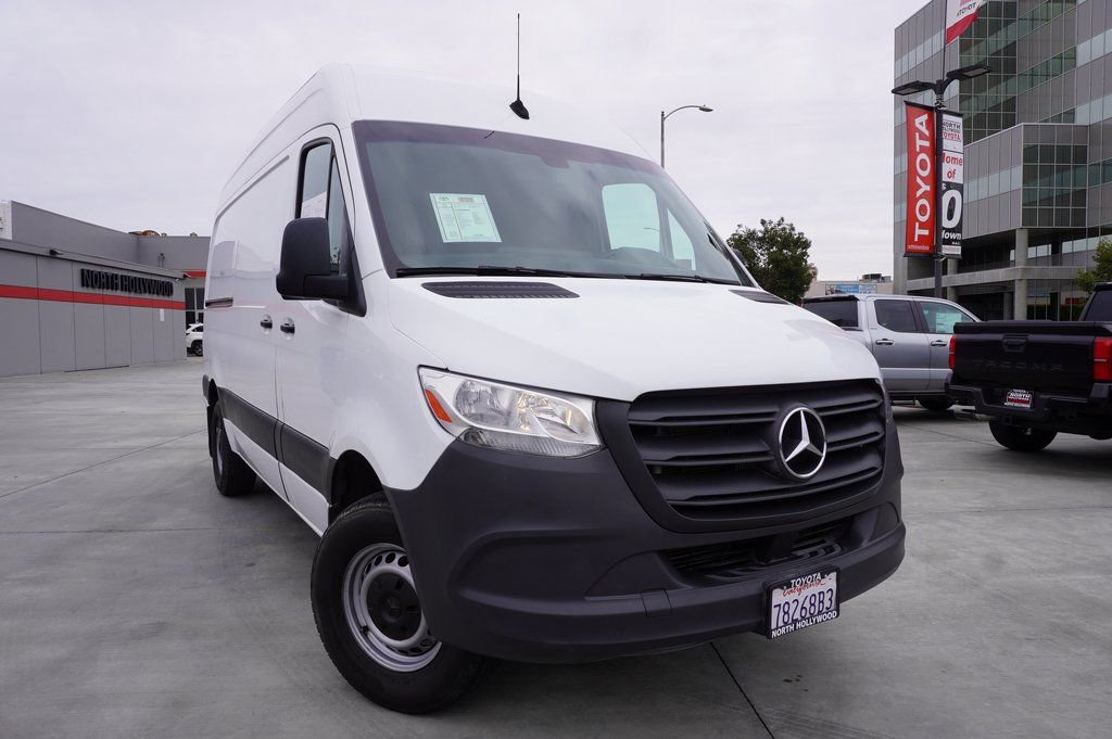 Used 2020 Mercedes-Benz Sprinter 1500 video 2