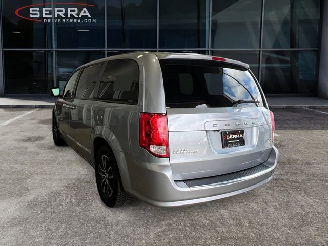 Used 2019 Dodge Grand Caravan GT image 2