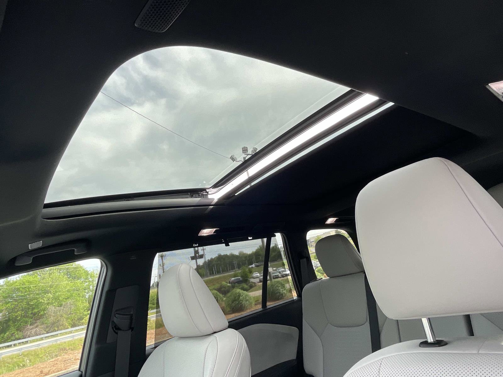 Used 2025 Lexus TX 350 AWD w/ Technology Package image 20