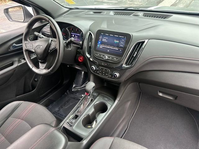 Used 2022 Chevrolet Equinox RS w/ Infotainment Package image 17