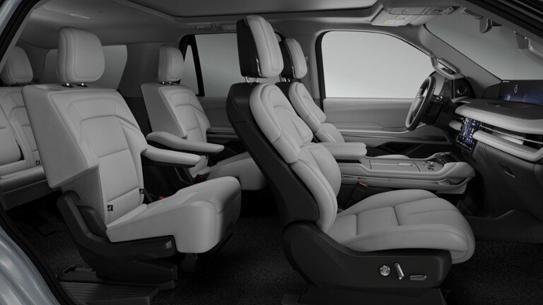 New 2026 Lincoln Navigator Reserve AWD/4WD image 29