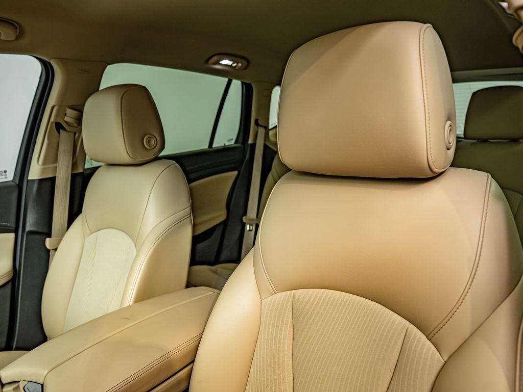 Used 2017 Buick Envision Preferred AWD/4WD image 33