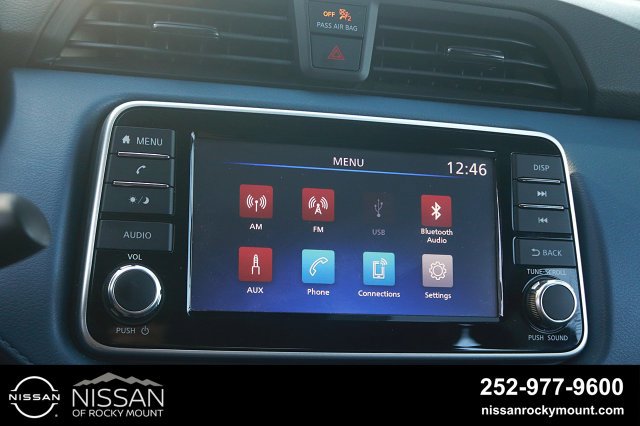 Used 2025 Nissan Versa SV FWD image 24