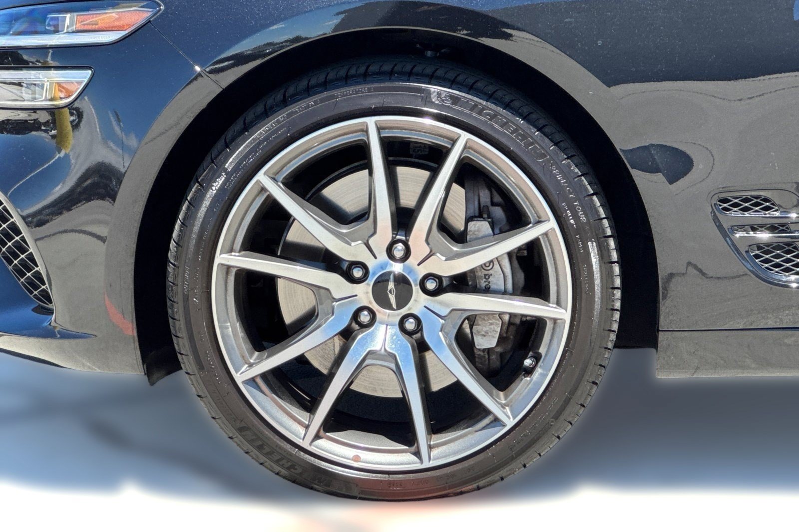 Used 2026 Genesis G70 2.5T RWD image 13
