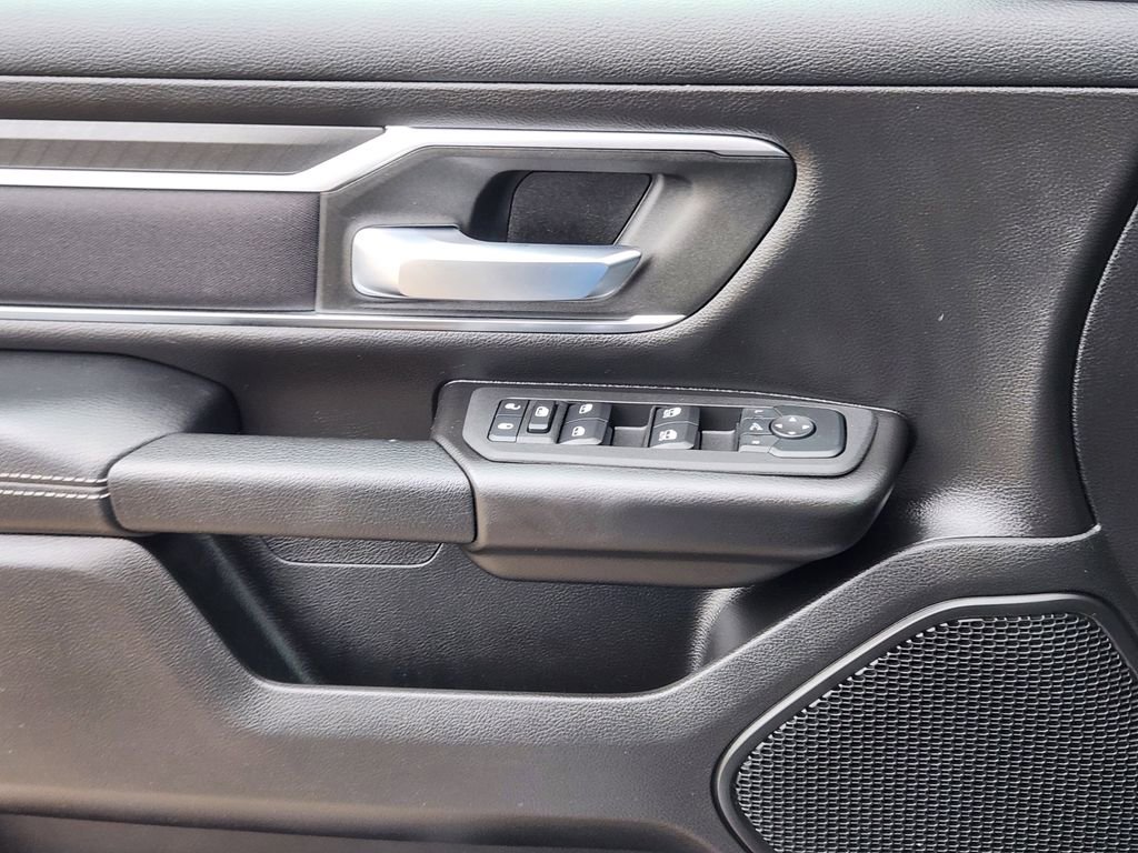 Used 2025 RAM 1500 Big Horn AWD/4WD image 6