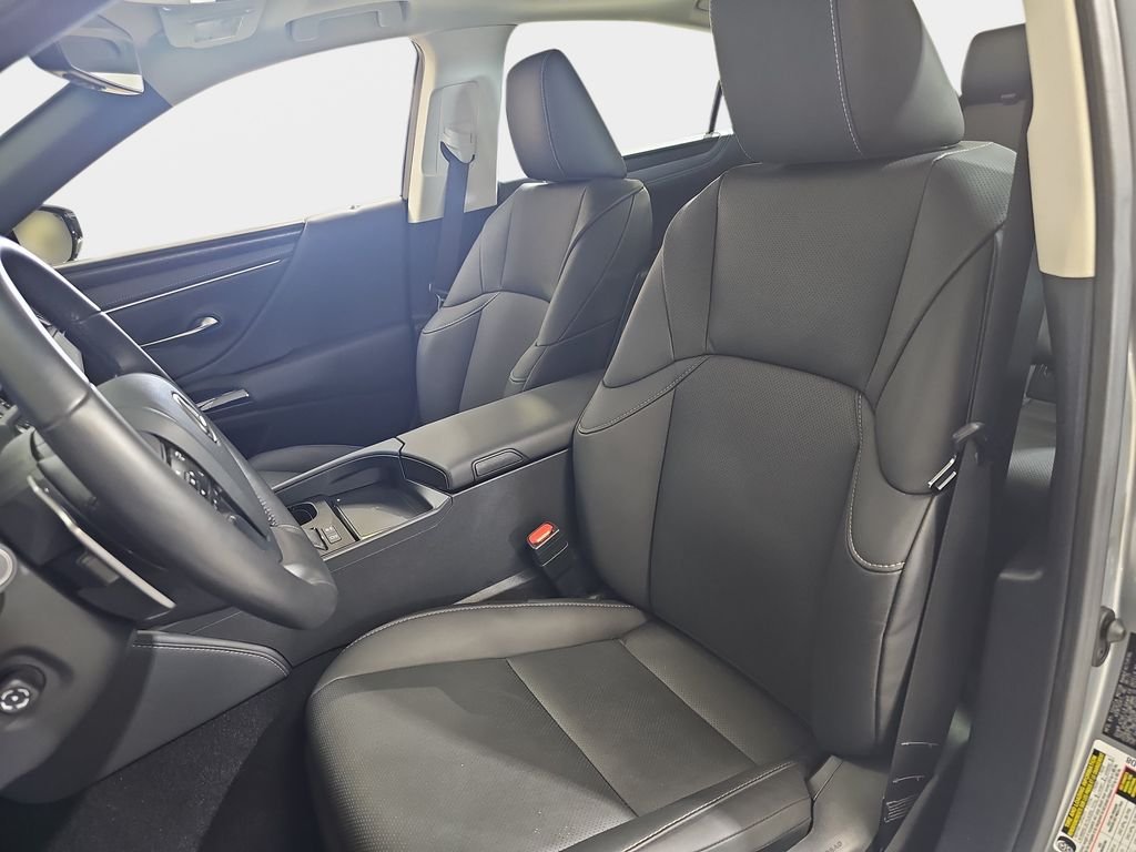 Certified 2025 Lexus ES 300h w/ Premium Package FWD image 14