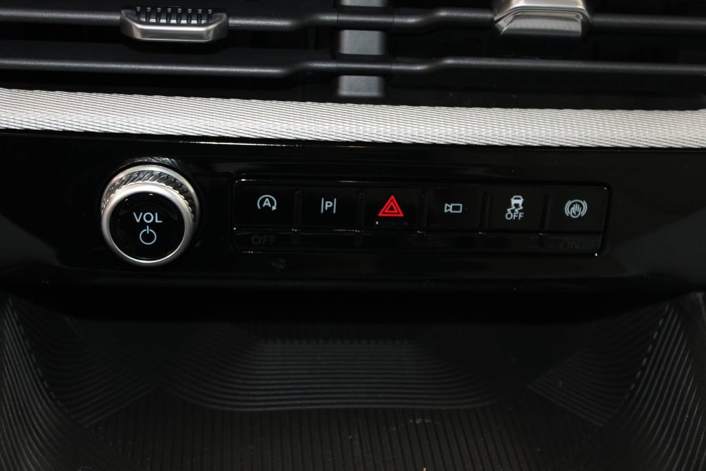 New 2026 Ford Explorer Active RWD image 44