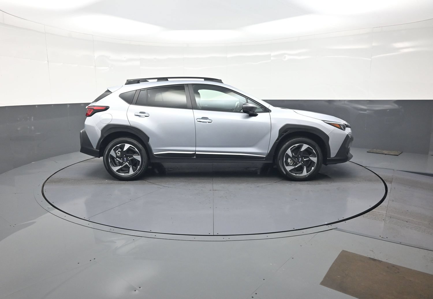 Used 2025 Subaru Crosstrek 2.5i Limited w/ Popular Package #3A AWD/4WD image 2