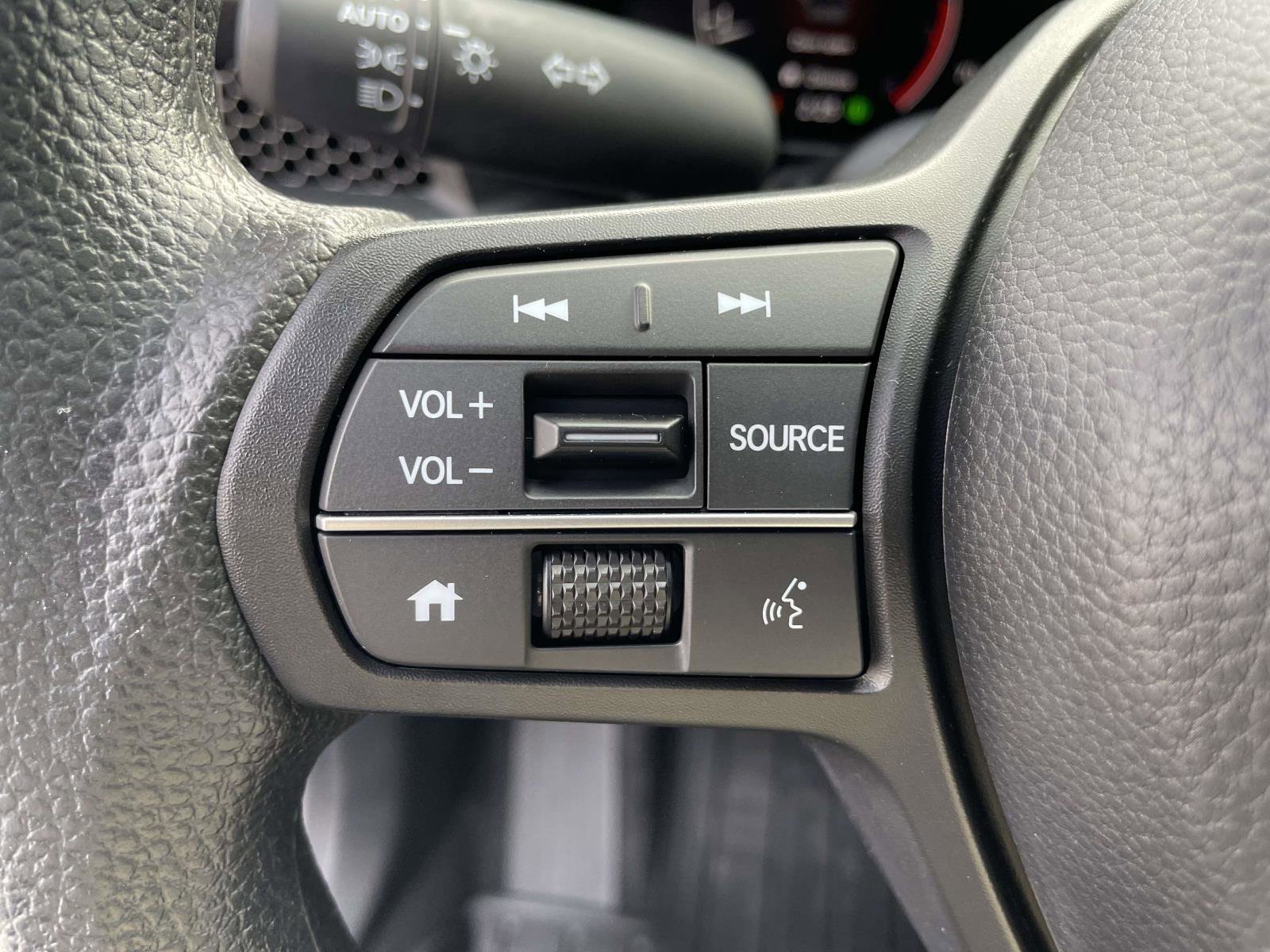 Used 2024 Honda CR-V EX image 9