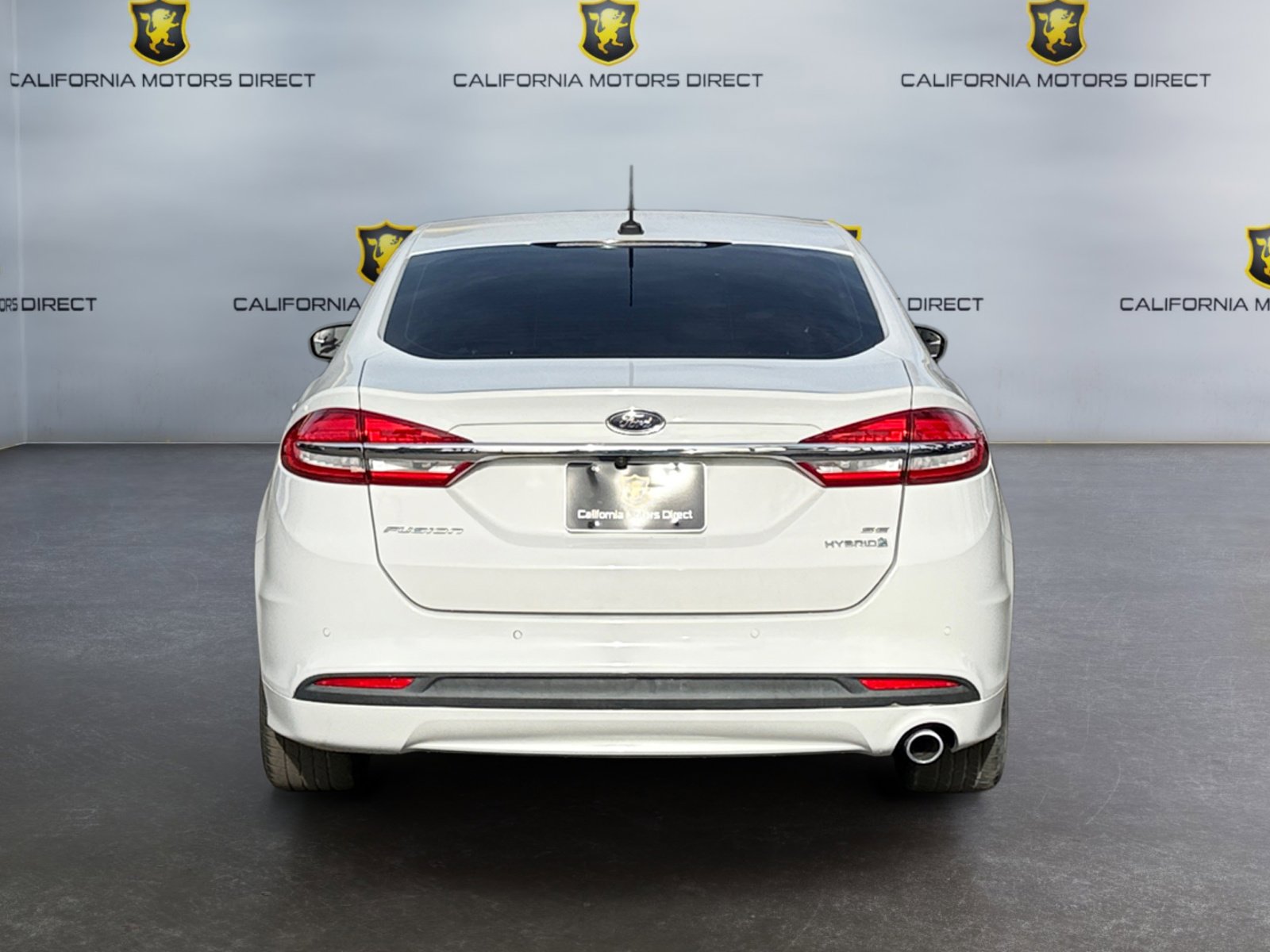 Used 2017 Ford Fusion SE image 4