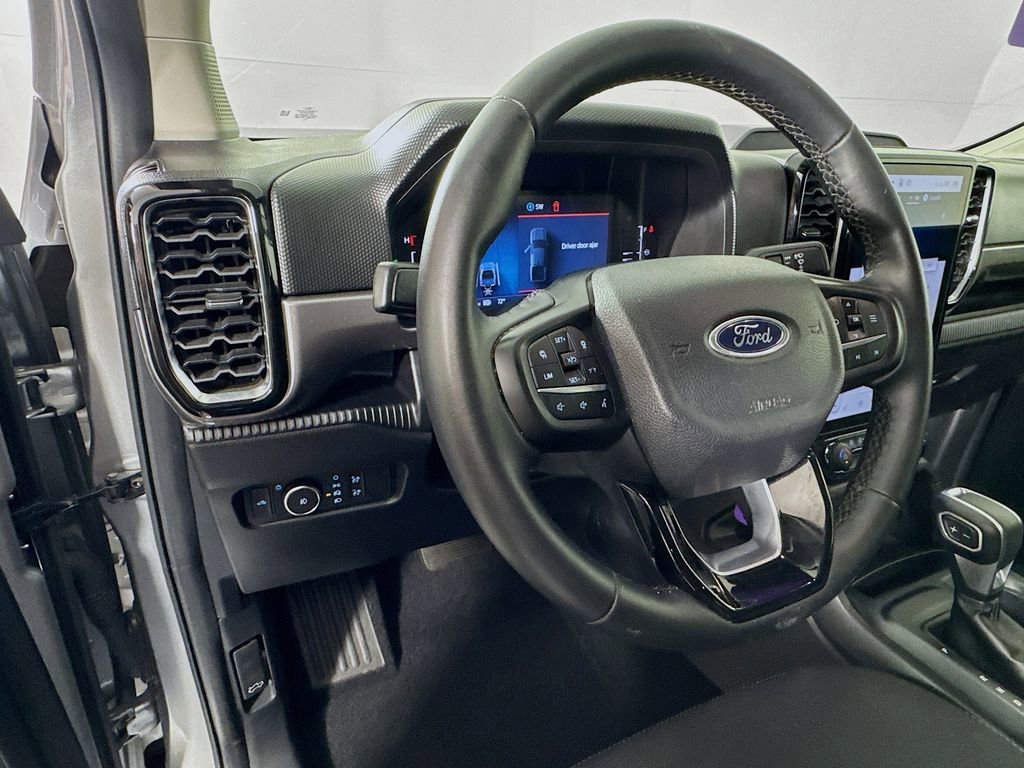 Used 2024 Ford Ranger XLT w/ Technology Package RWD image 11