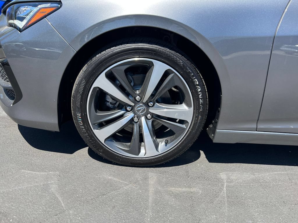 Used 2025 Acura TLX w/ Technology Package FWD image 5