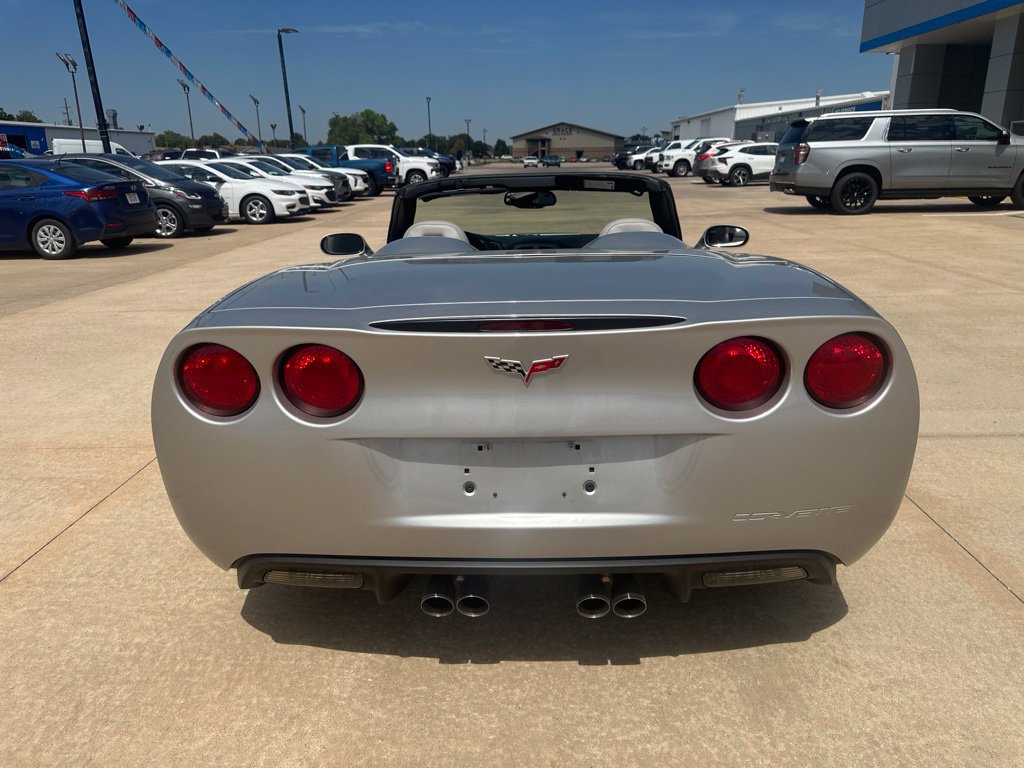 Used 2007 Chevrolet Corvette Convertible w/ Preferred Equipment Group RWD image 23