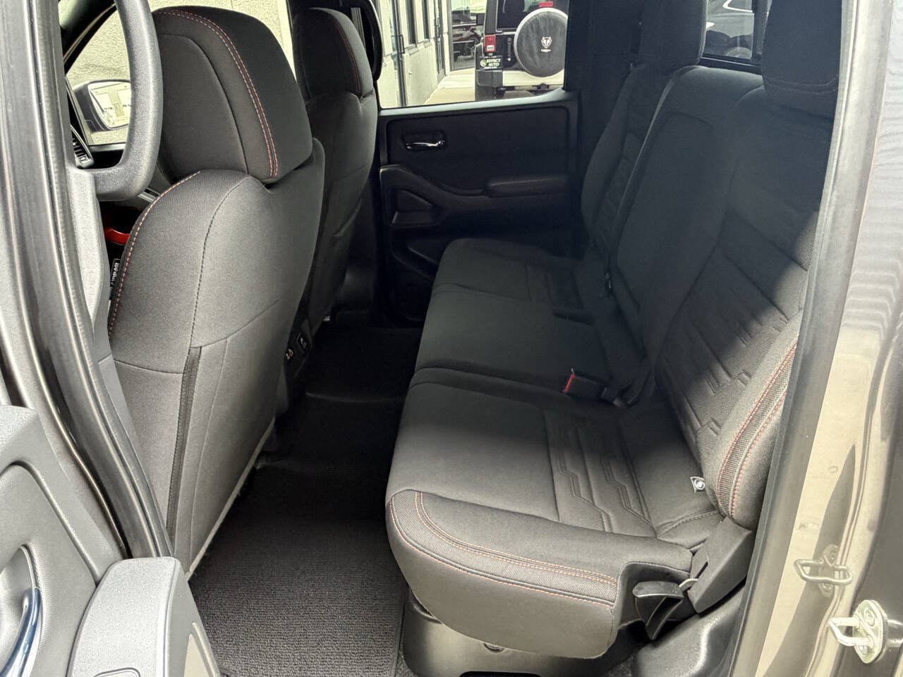 Used 2023 Nissan Frontier PRO-4X w/ Pro Convenience Package AWD/4WD image 20