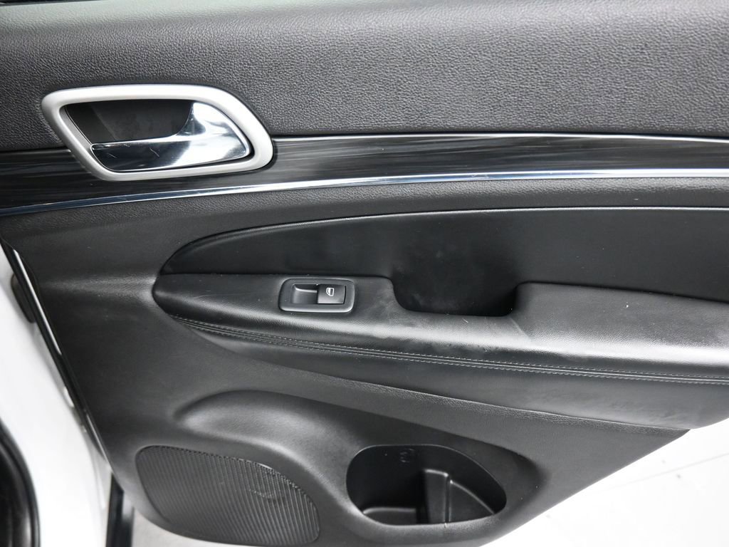 Used 2020 Jeep Grand Cherokee Limited image 35