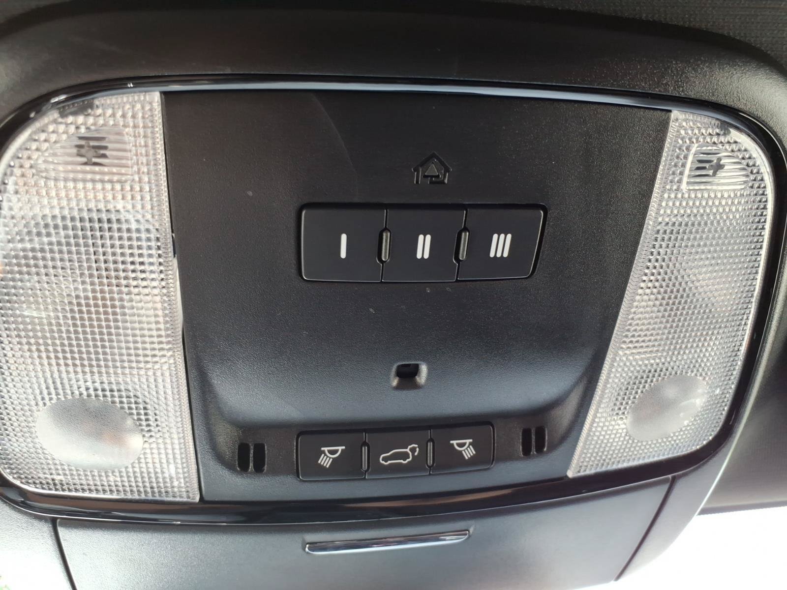 Used 2023 Dodge Durango R/T w/ Blacktop Package RWD image 21