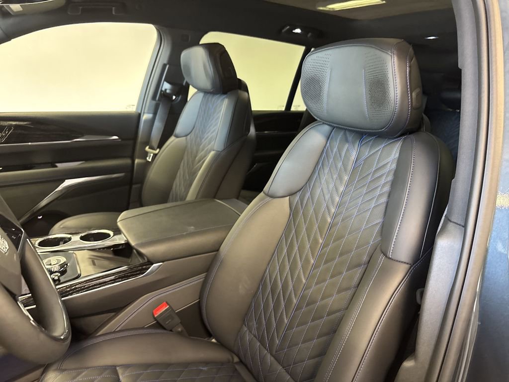New 2025 Cadillac Escalade IQ Luxury 1 image 24
