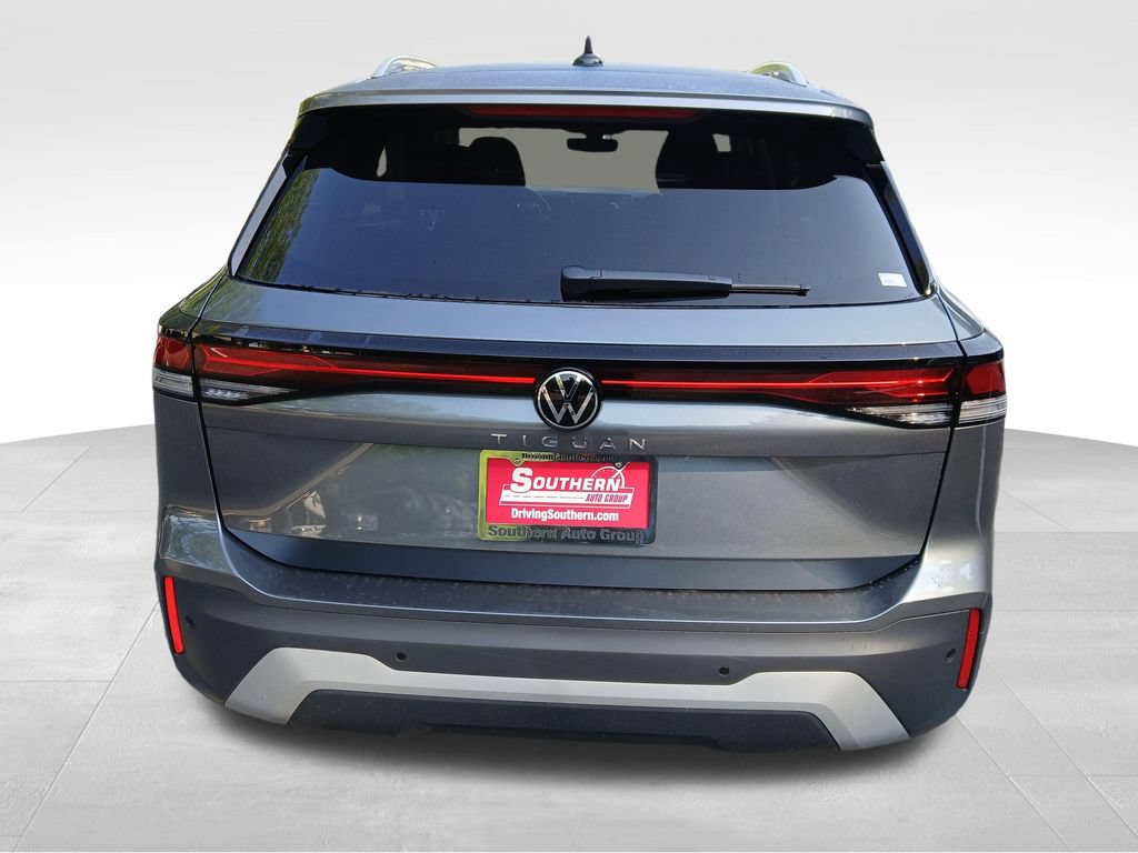 New 2026 Volkswagen Tiguan S FWD image 4